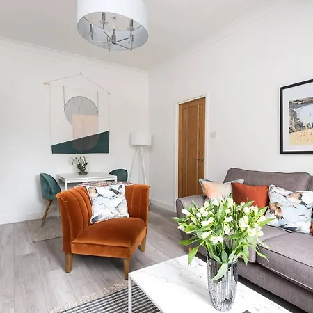 Apartment Host & - Feversham House *